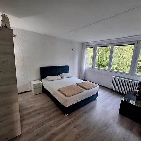 Apartment Stan Na Dan Banovo Brdo Belgrade