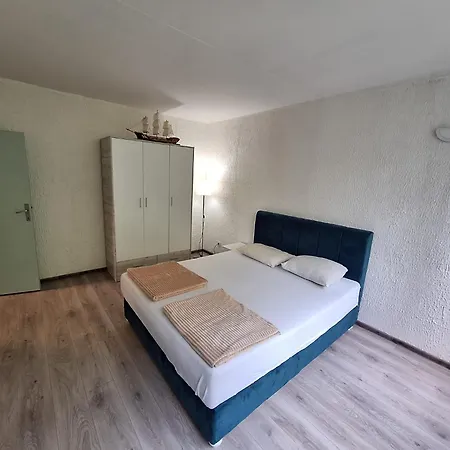 Apartment Stan Na Dan Banovo Brdo *
